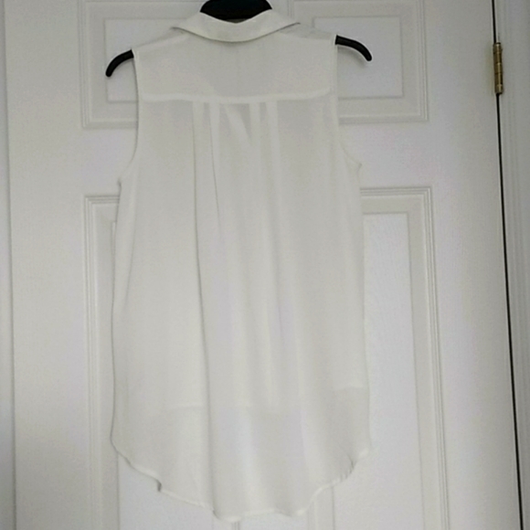 Host Pick ✨ Forever 21 beaded collar sleeveless blouse - Picture 4 of 6